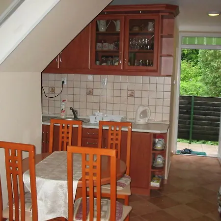 Gabor Apartman شقة *